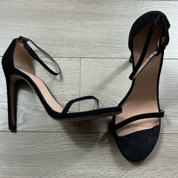 Stuart Weitzman Black Textured Leather Nudist Heeled Sandals - Picture 2 of 10